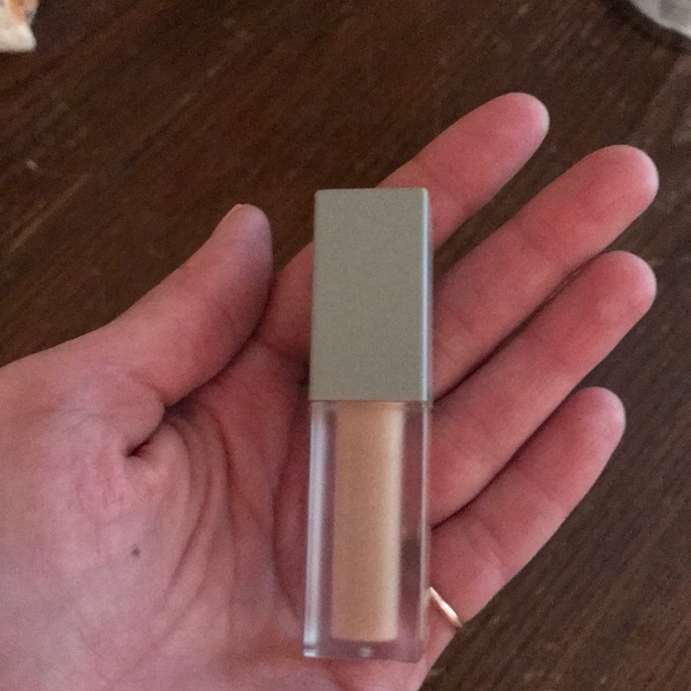 Kkw super nude gloss